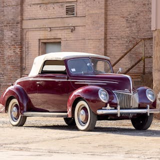1939 Ford V8 Deluxe Convertible Coupe