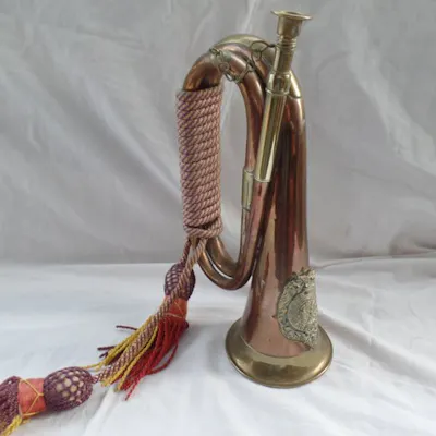 Bellissimo Vecchio Tromba Tromba In Ottone Dell Esercito Inglese Rame Barnebys