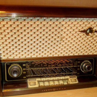Loewe Opta Apollo 2761w Rohrenradio Barnebys