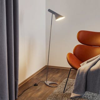 Louis Poulsen - Arne Jacobsen - Floor lamp - AJ - Aluminium