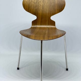 1:6 Design - Arne Jacobsen - Miniature figure - Wood (Maple)