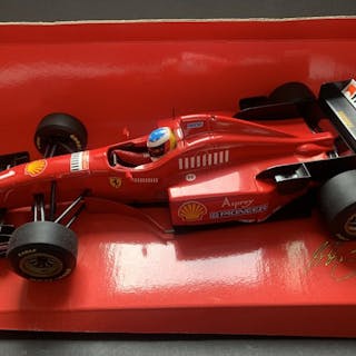 Minichamps 1:18 - Voiture de course miniature -Ferrari...