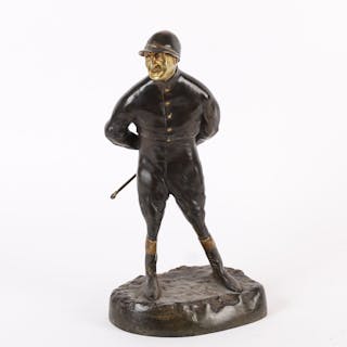 MAX DEARLY IN JOCKEY OUTFIT WITH RIDING CROP... - Lot 94 - Paris Oise Enchères