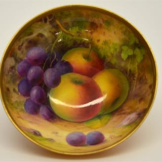 A Royal Worcester bowl with fruit... – Current sales – Barnebys.com A Royal Worcester bowl with fruit... – Current sales – Barnebys.com
