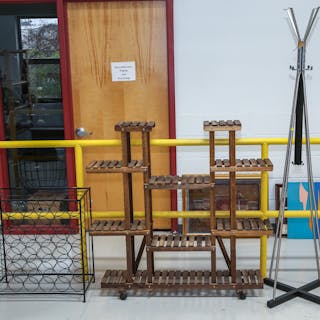 Iron Wire Rack & Slat Wood Display Unit