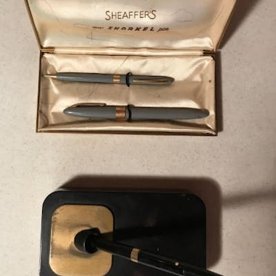 Group Of 2 Fountain Pen Sets Sheafers Desk Set Gift Set With