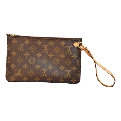 Louis Vuitton Leather clutch bag | Barnebys