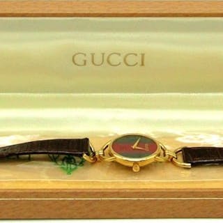 Ladies Gucci Strap Watch 6200L