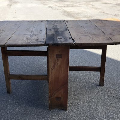 Antikt slagbord se Antikt slagbord se